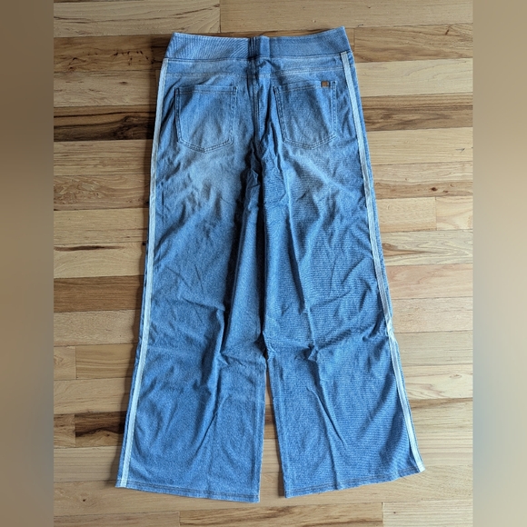 Women's Halara High-Waisted Wide Leg Jeans Size XL - Picture 7 of 12